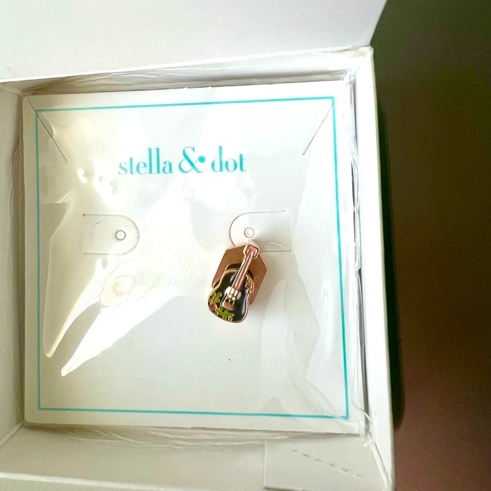BRAND NEW Guitar KEEP COLLECTIVE charm by stella & dot